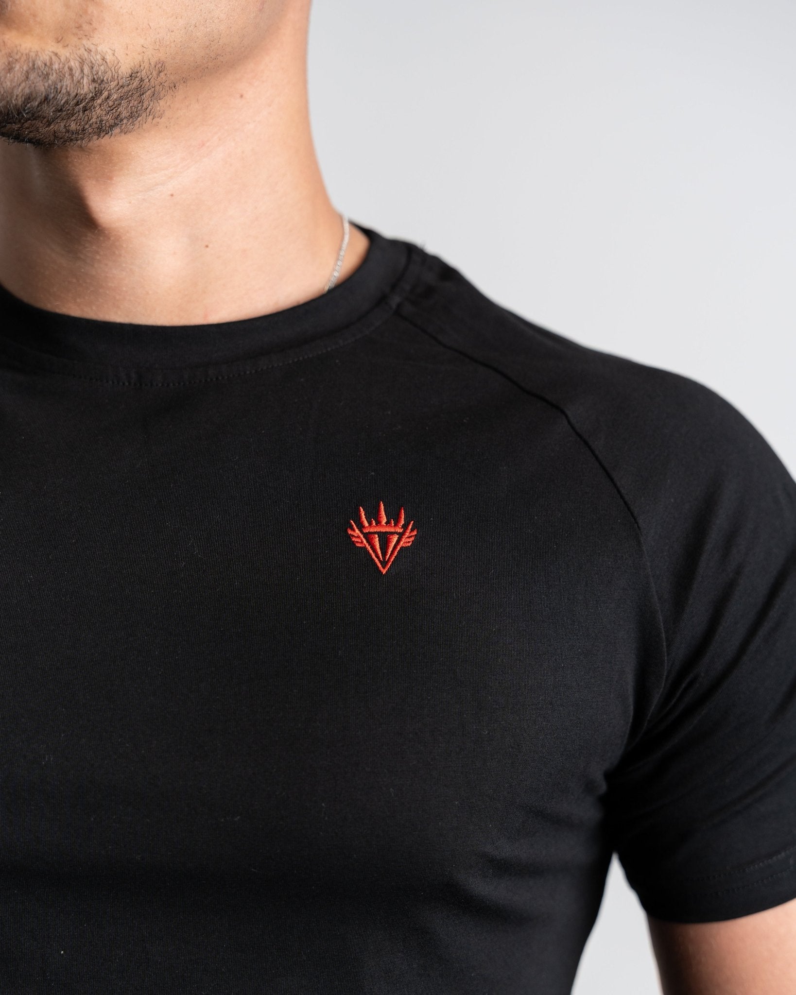 Essential T-Shirt Red Logo - Apexgent