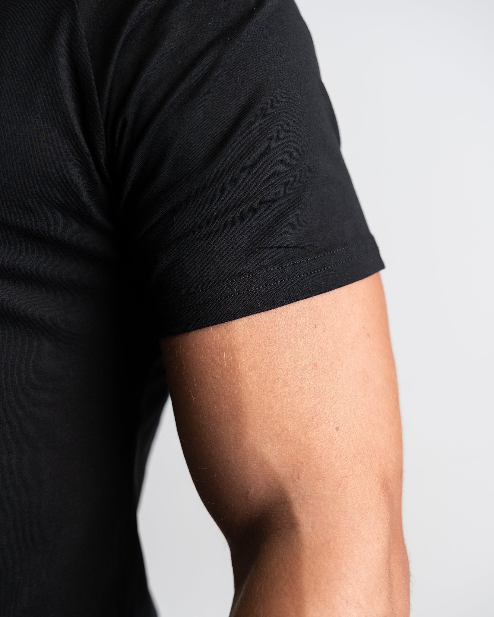 Essential T-Shirt Red Logo - Apexgent