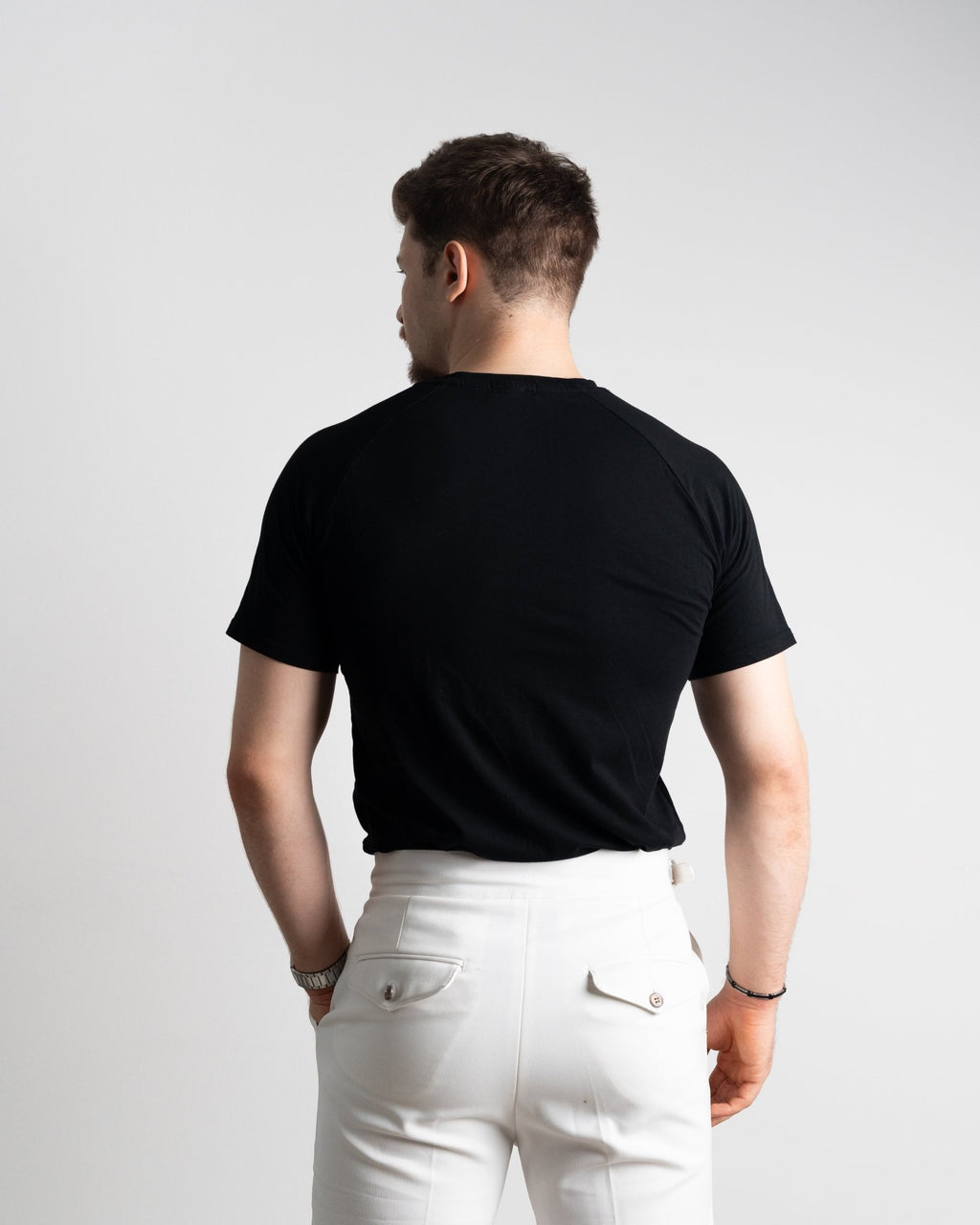 Essential Tee Black Logo - Apexgent