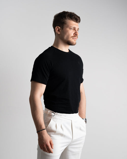 Essential Tee Black Logo - Apexgent